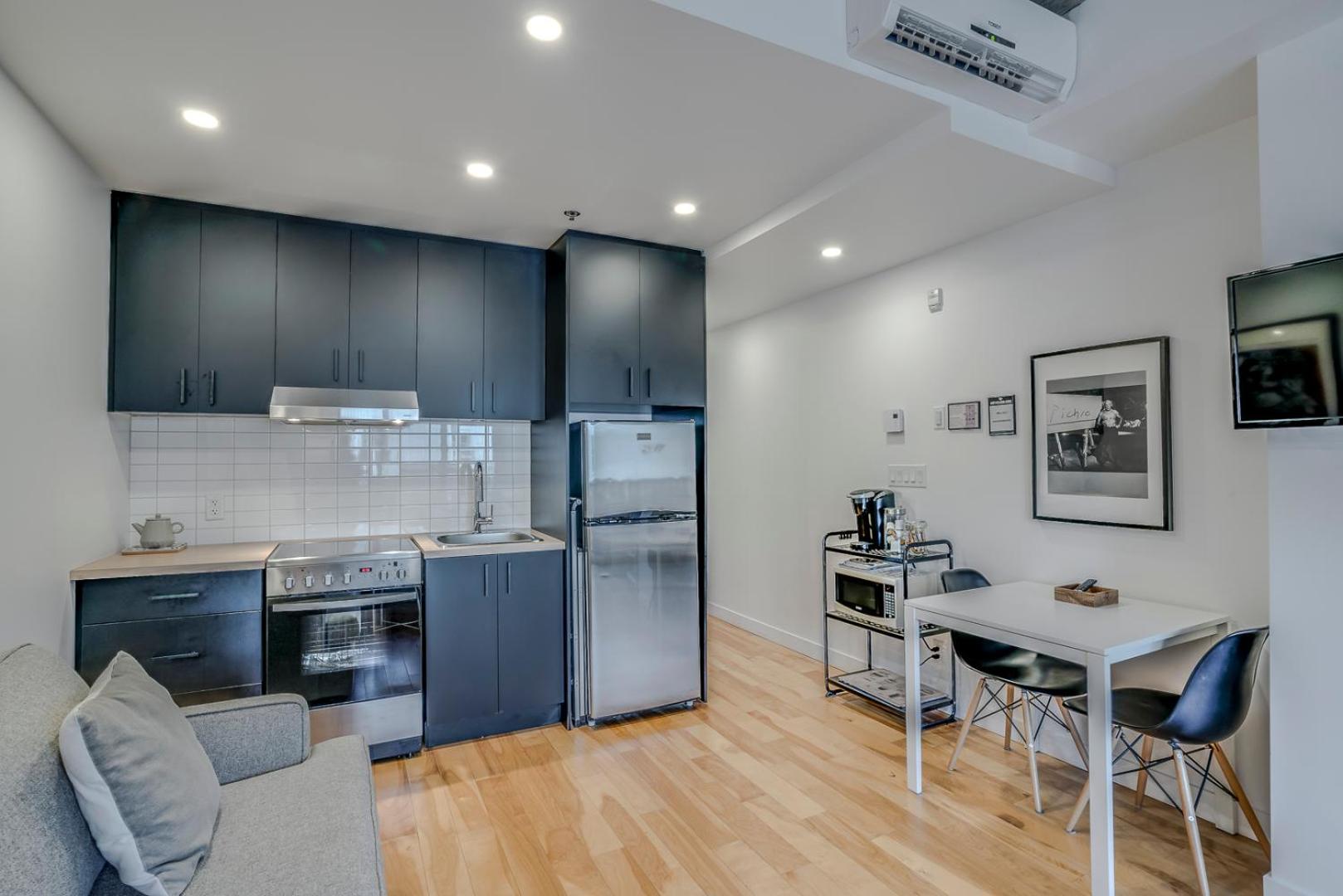 Le Studio Picasso "Parking Inclus" Québec Exteriör bild